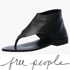 Gorgeous, Free People Uma leather thong sandals ❤️